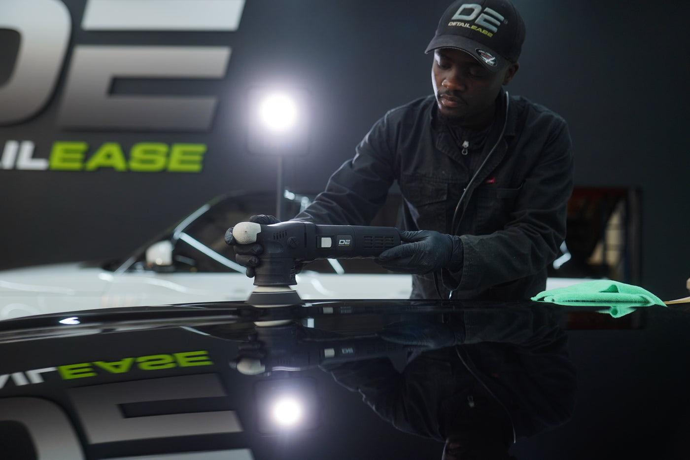 The Pro3 - 550W Dual Action Polisher